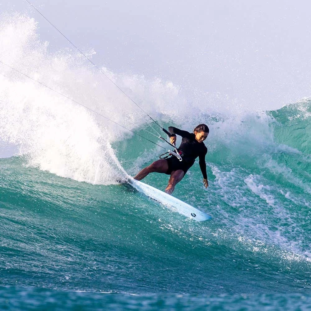 Cabrinha Phantom Kitesurf Board 2024 5 Cabrinha Phantom Kitesurf Board 2024 - Image 3