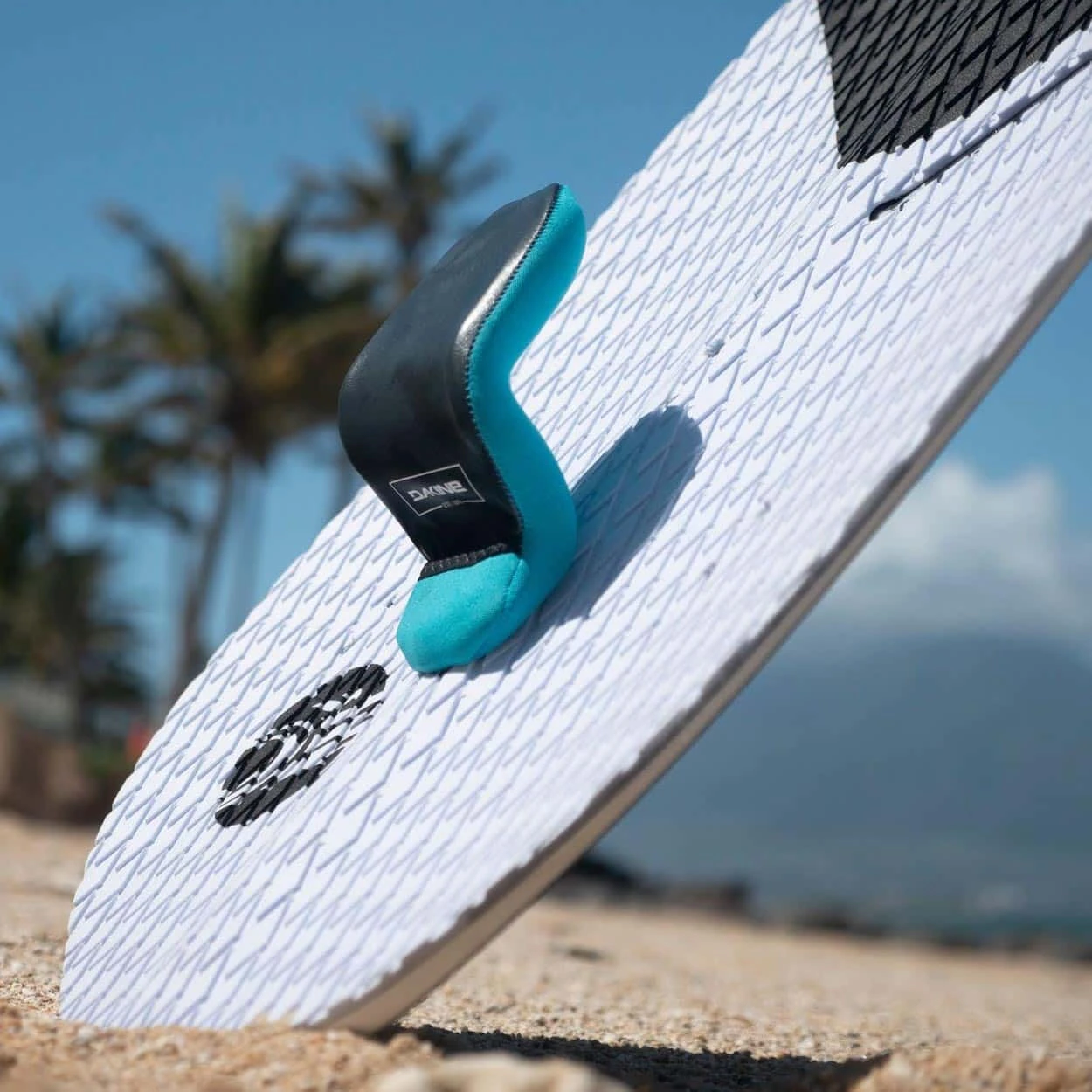 Dakine Cobra Half Hook 2023 6 Dakine Cobra Half Hook 2023 - Image 4