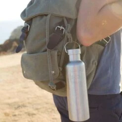 Red Insulated Drinks Bottle 2024 -Surfing Gear Red paddle co Original drinks bottle image